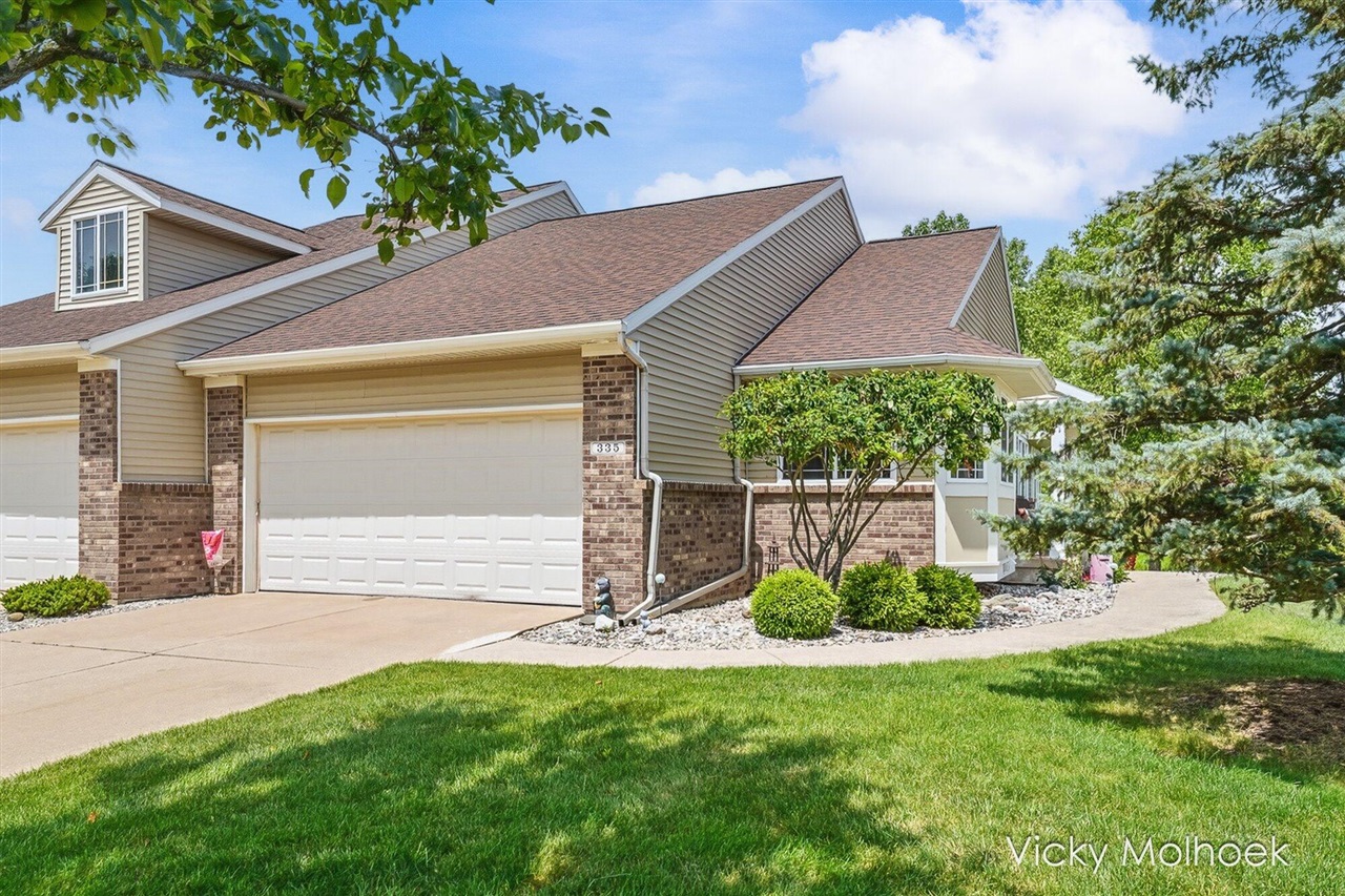 2nd image of 335 E North St, Hastings, MI 49058 | MLS# 70543354