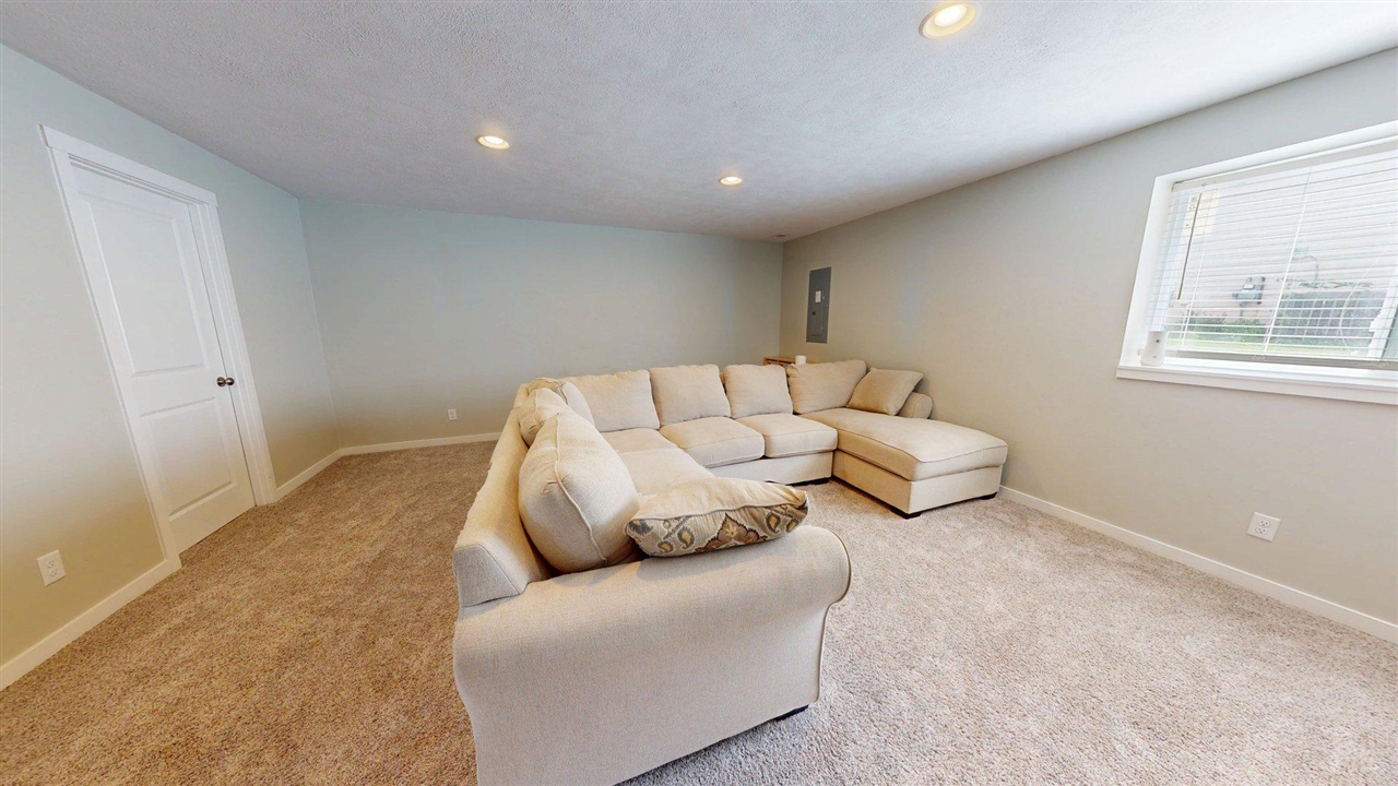 16th image of 5143 Circleview Dr, Allendale, MI 49401 | MLS# 70543365