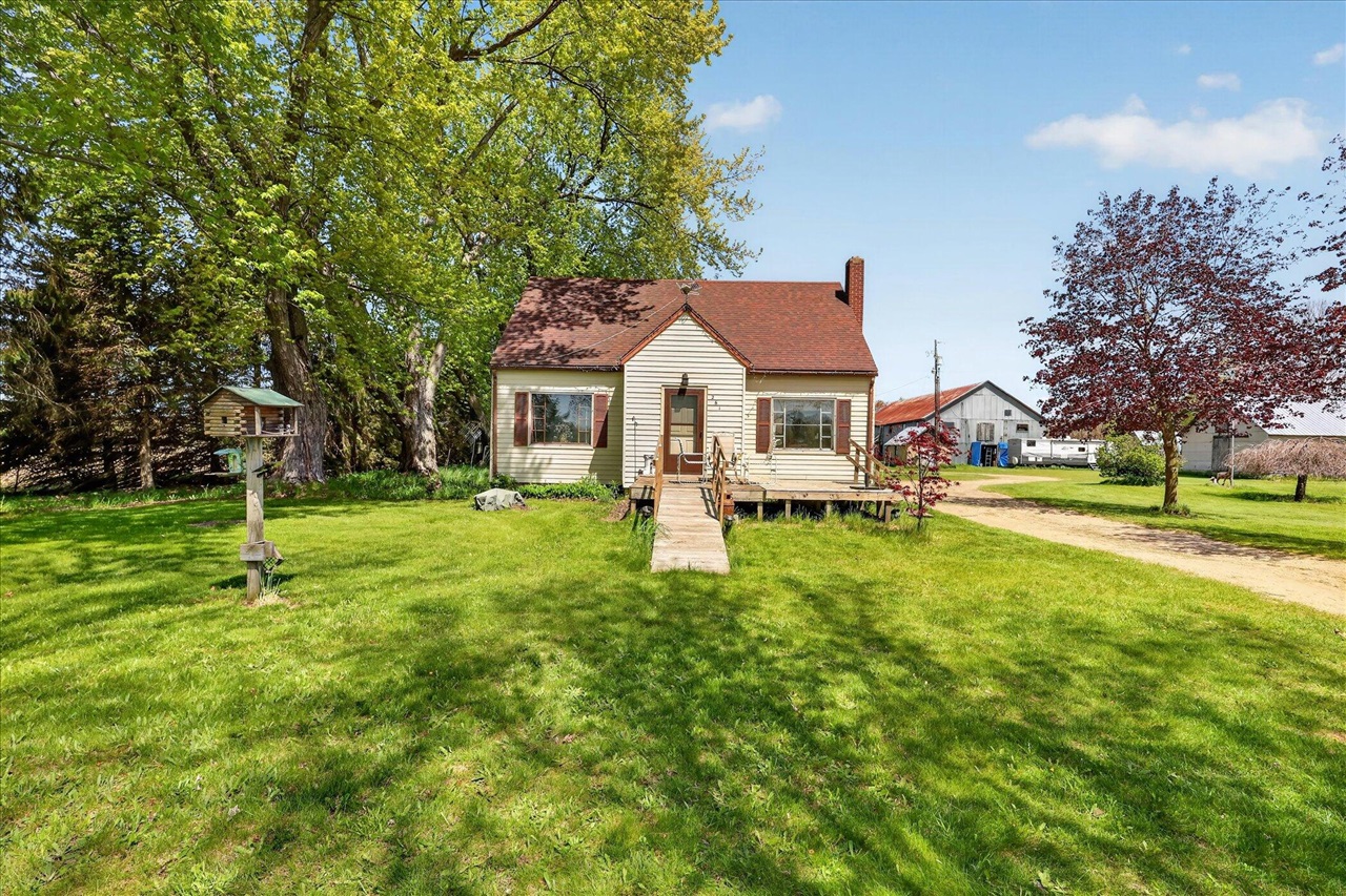 4th image of 261 19 Mile Rd, Cedar Springs, MI 49319 | MLS# 70543410