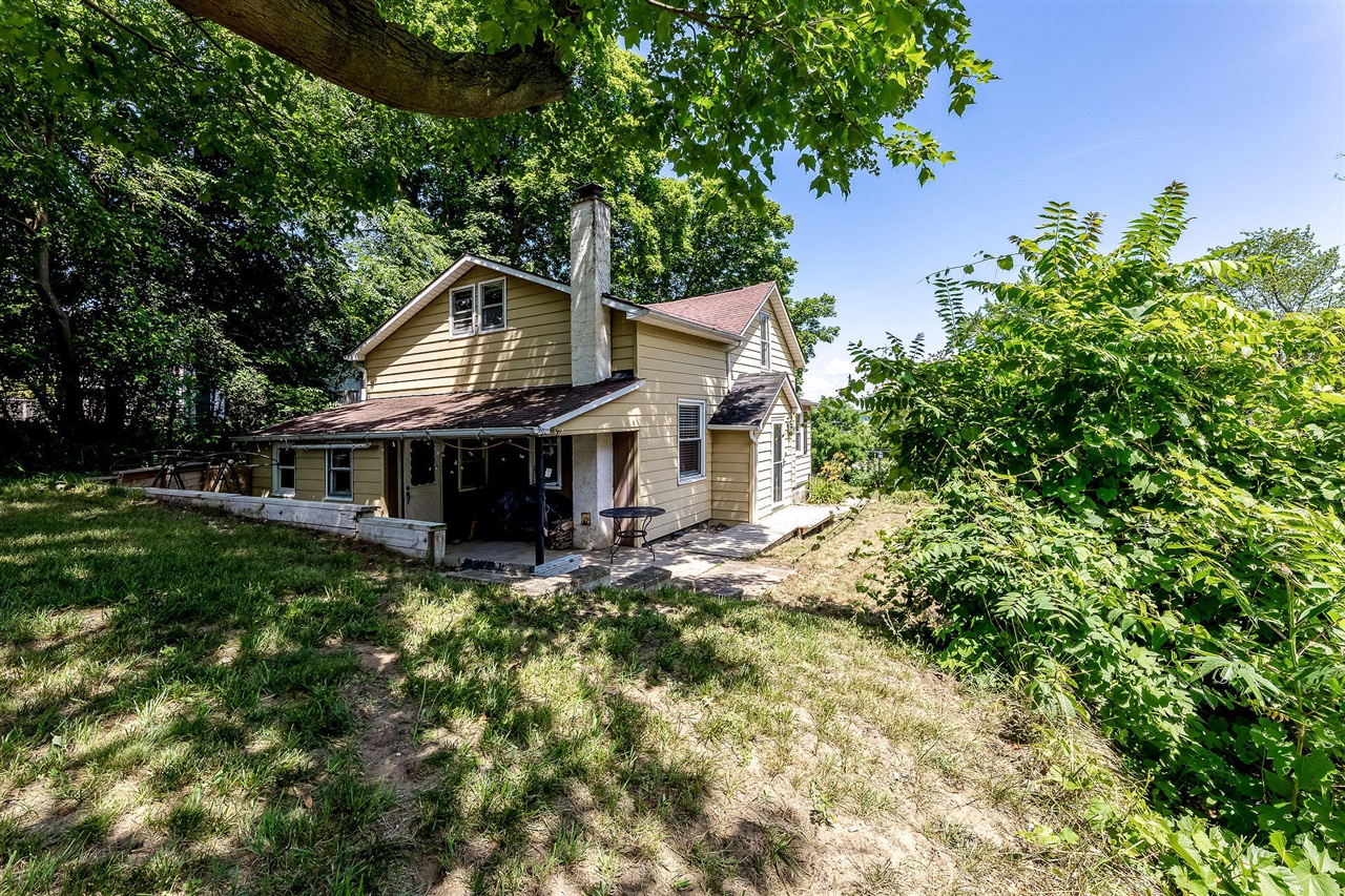 Homes for sale in Montague, MI | 8969 Ferry St, Montague, MI 49437 | MLS# 70543449