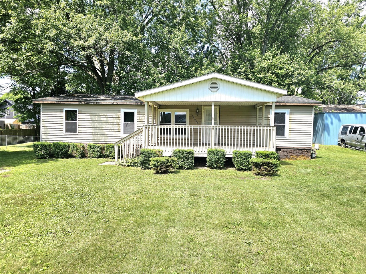 3rd image of 60452 Nottawa Rd, Sturgis, MI 49091 | MLS# 70543454