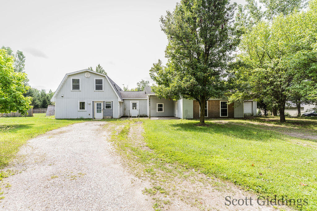 1st image of 1402 E Deaner Rd, Edmore, MI 48829 | MLS# 70543459