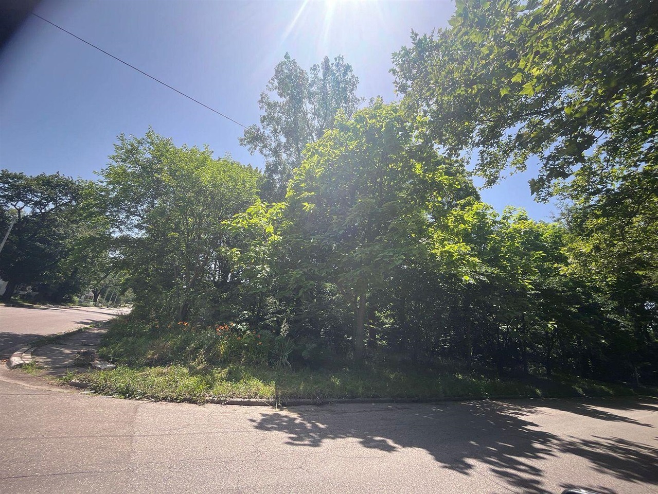 1st image of 1320 Bryant St, Kalamazoo, MI 49001 | MLS# 70543593