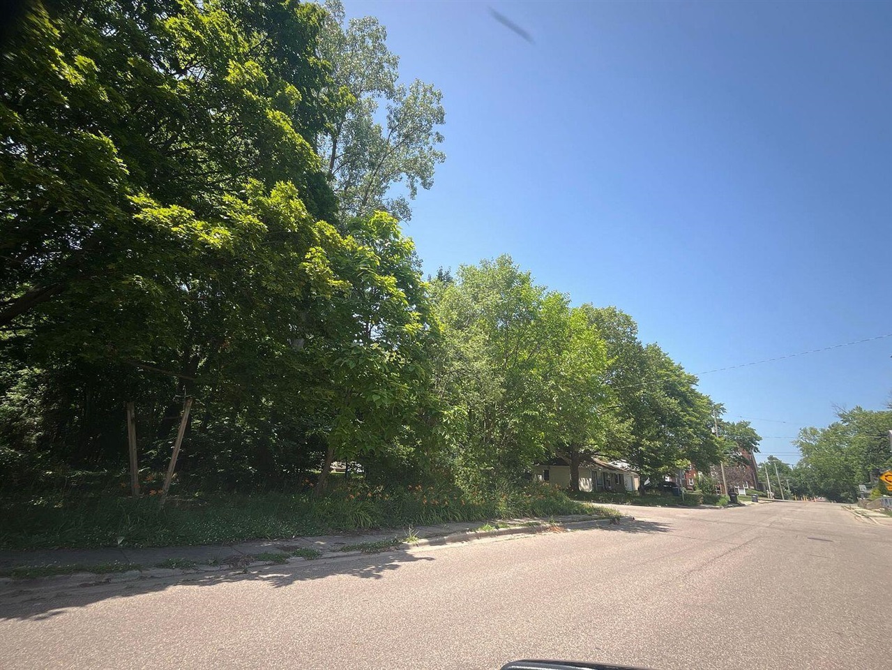 5th image of 1320 Bryant St, Kalamazoo, MI 49001 | MLS# 70543593