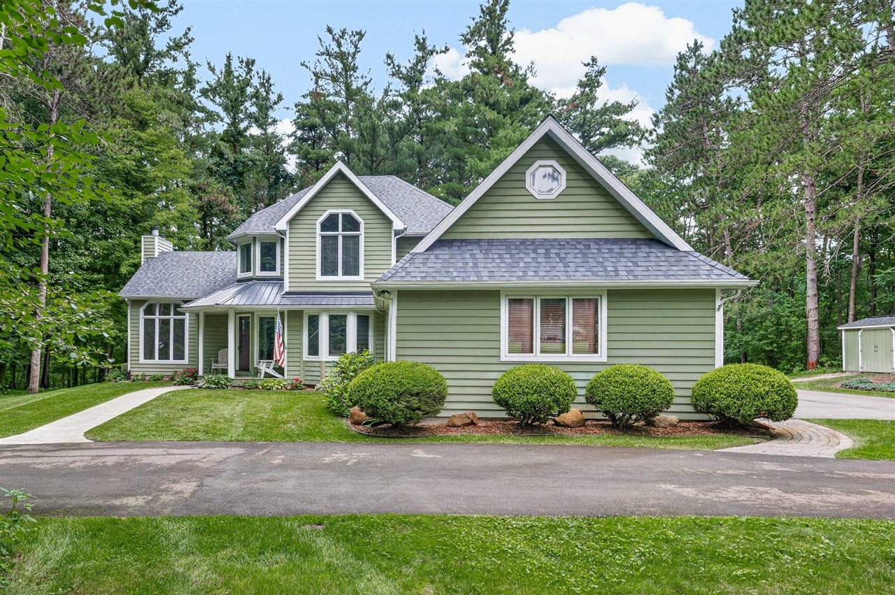 2nd image of 8120 Glenwynd Dr, Kalamazoo, MI 49009 | MLS# 70543600