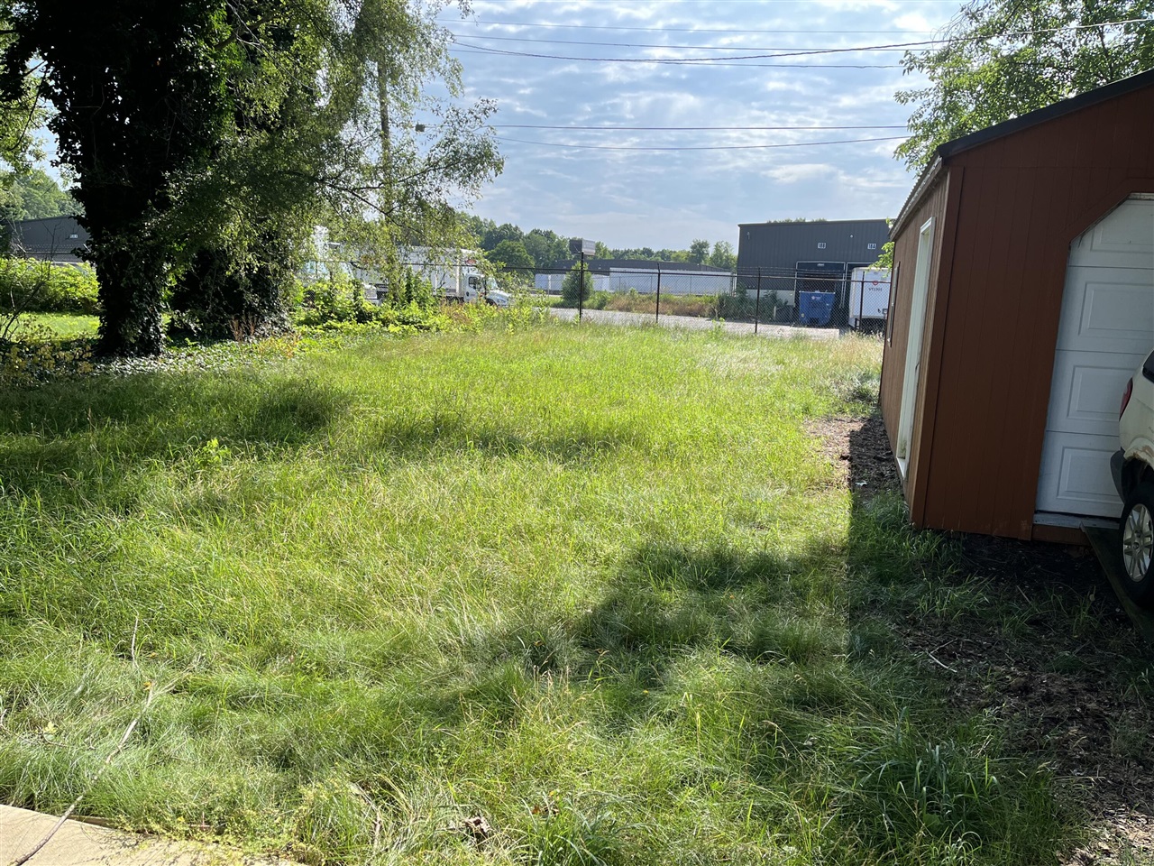3rd image of 3871 Main St, Benton Harbor, MI 49022 | MLS# 70543644