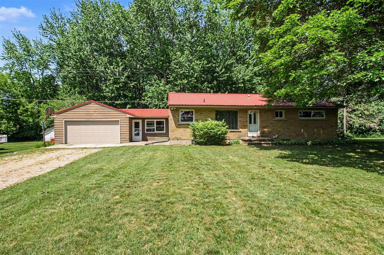 1st image of 6025 Zimmer Rd, Haslett, MI 48840 | MLS# 70543669