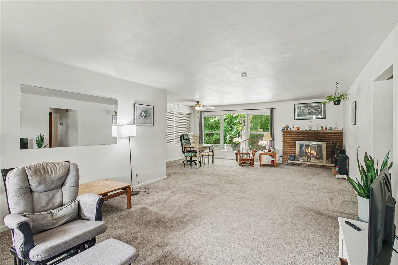 3rd image of 6025 Zimmer Rd, Haslett, MI 48840 | MLS# 70543669