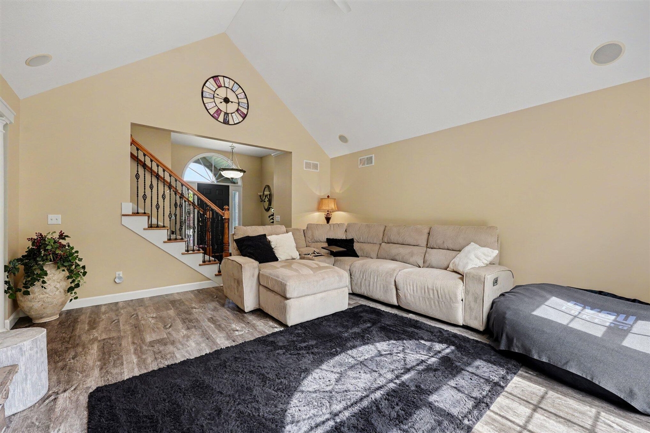 Homes for sale in Tecumseh, MI | 612 Hickory Ridge Dr, Tecumseh, MI 49286 | MLS# 70543678