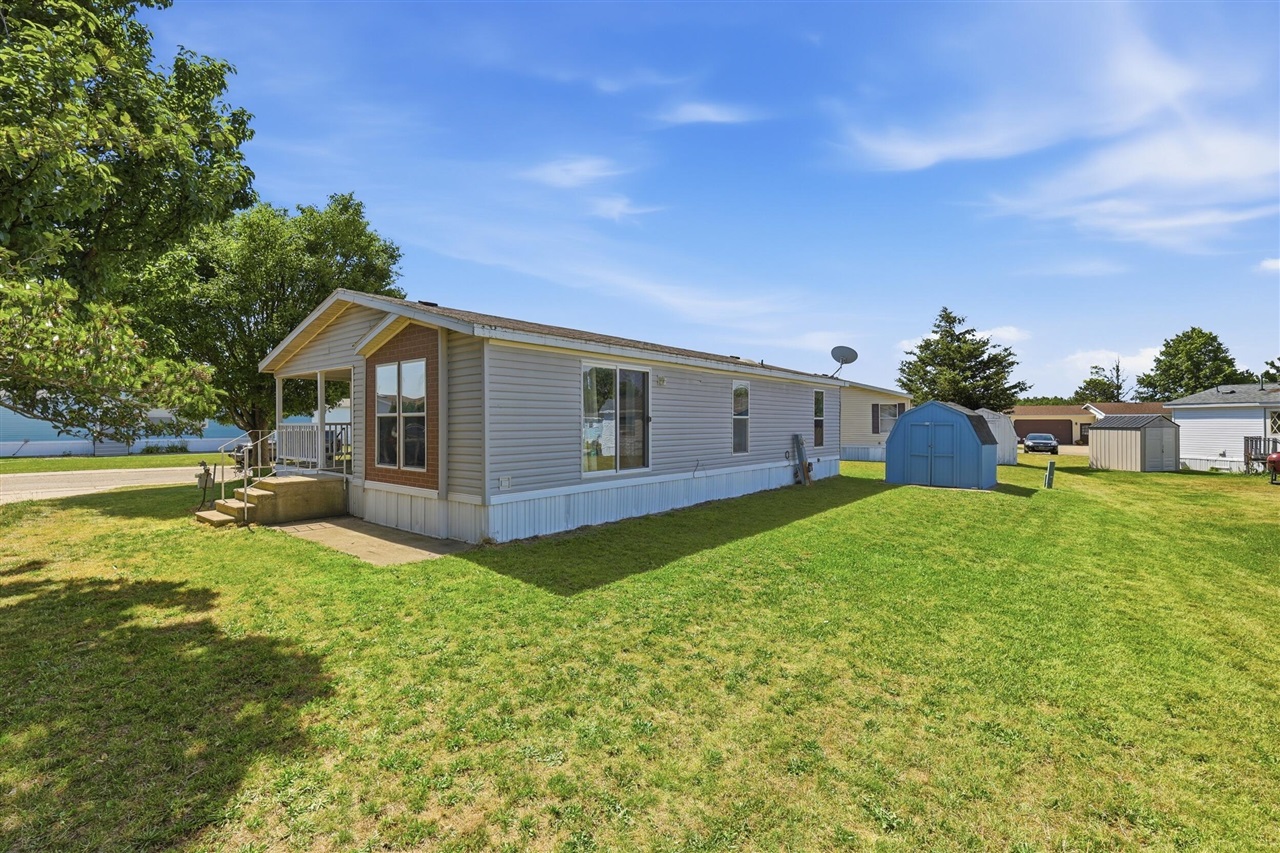 3rd image of 11839 Hidden Harbor #127, Holland, MI 49424 | MLS# 70543723