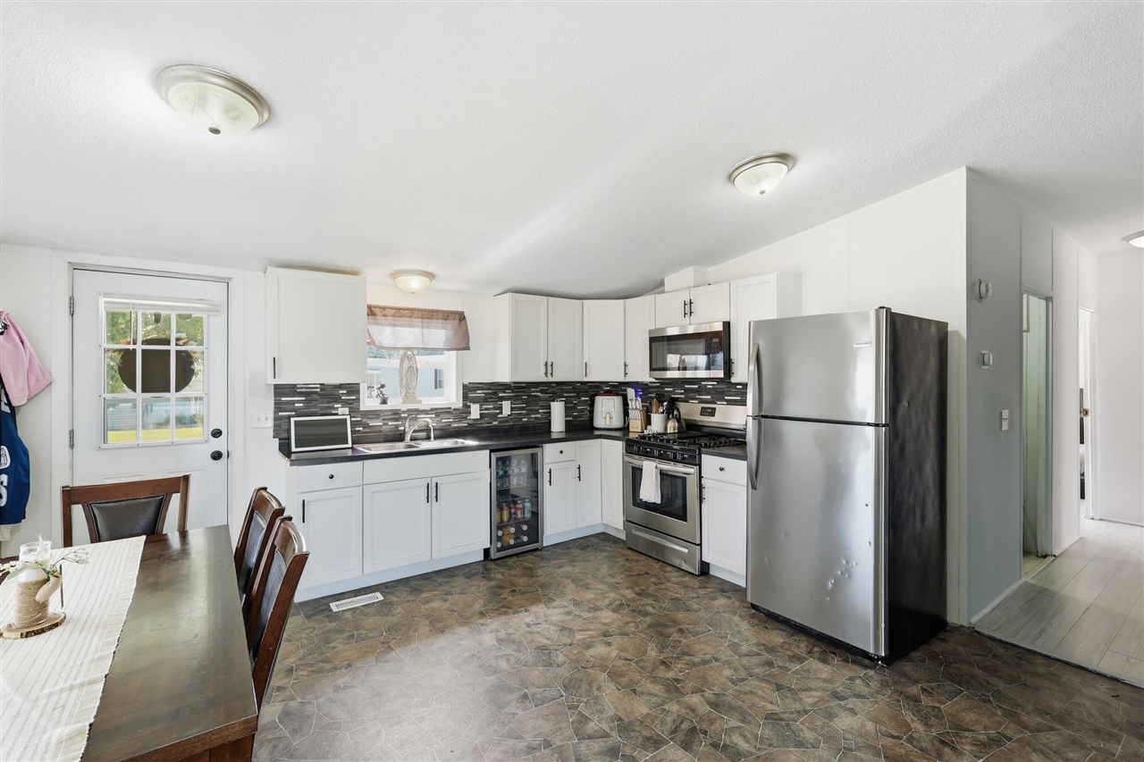 4th image of 11839 Hidden Harbor #127, Holland, MI 49424 | MLS# 70543723