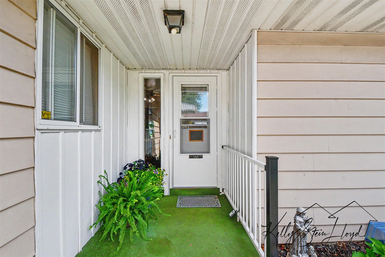 Photo 2 of Condo for sale at 5705 Leisure S Dr, Grand Rapids, MI 49548 | MLS# 70543844 | Listing updated on 2026-09-16
