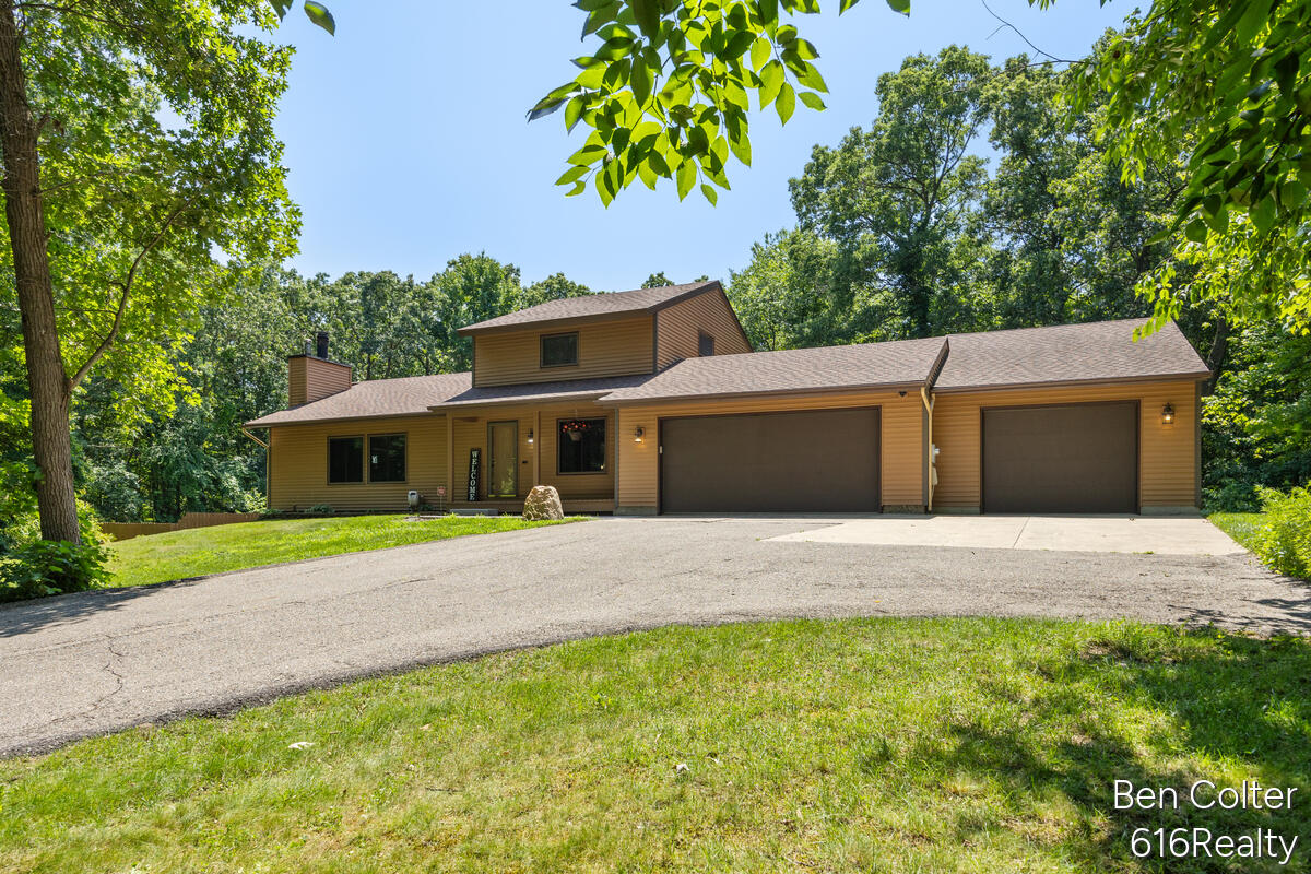 1st image of 3161 Emberwood Dr, Lowell, MI 49331 | MLS# 70543934