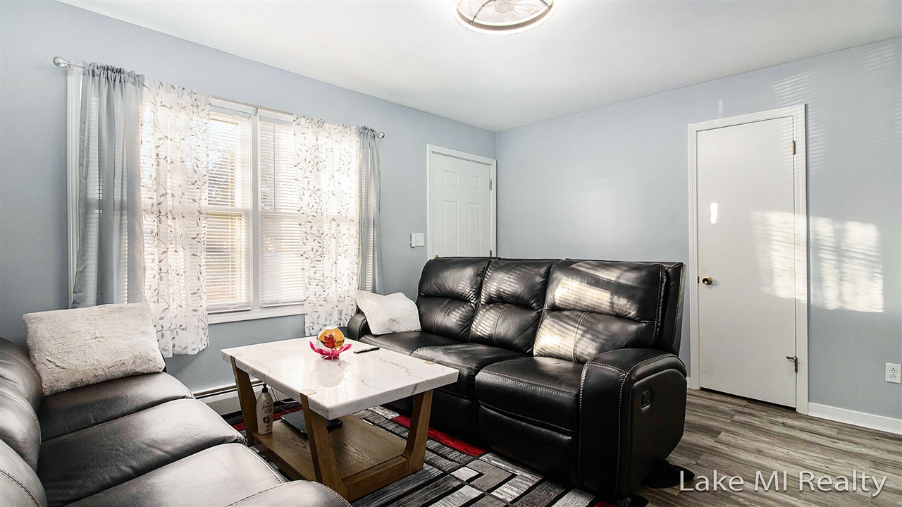 2nd image of 2130 Banner Dr #21, Wyoming, MI 49509 | MLS# 70543942