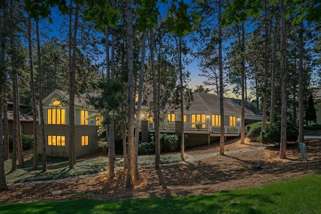 Photo 1 of Single family home for sale at 3433 Meadowood Trl Dr, Grand Rapids, MI 49546 | MLS# 70543999 | Listing updated on 2026-10-06