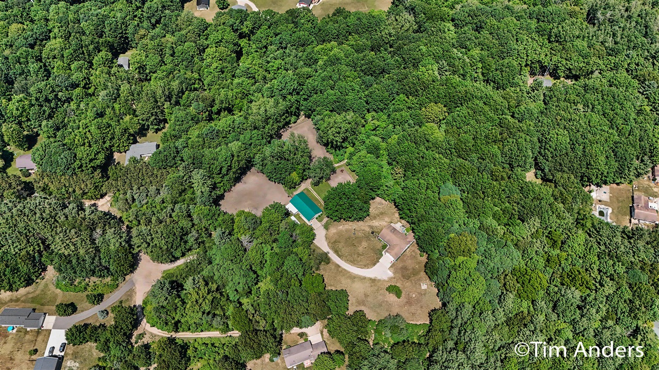3rd image of 3455 Northkent Pine Dr, Kent City, MI 49330 | MLS# 70544202
