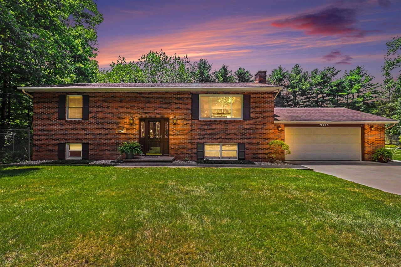 1st image of 19505 Ottawa Ln, Big Rapids, MI 49307 | MLS# 70544221