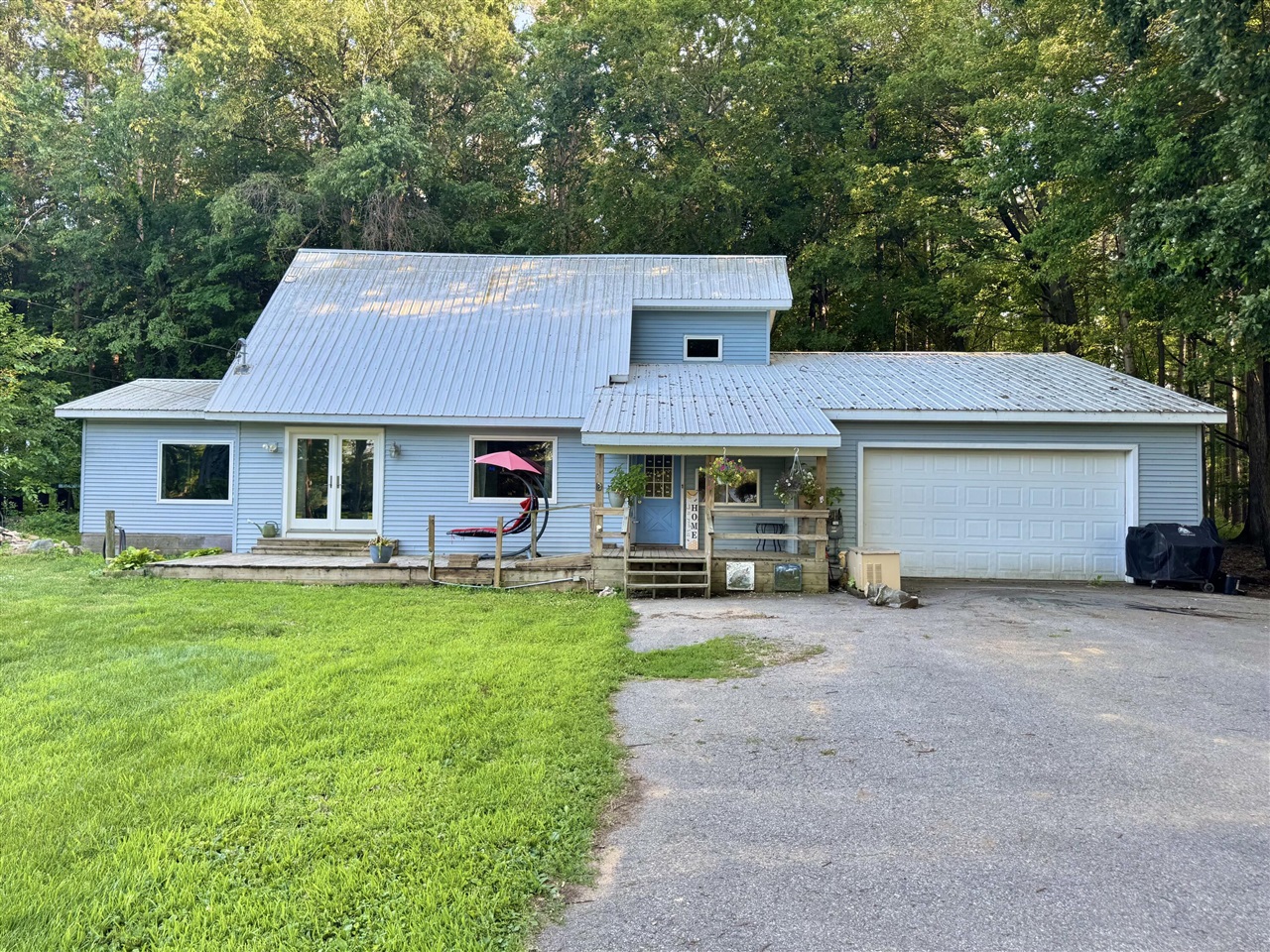 2nd image of 9462 E Colby Rd, Crystal, MI 48818 | MLS# 70544265
