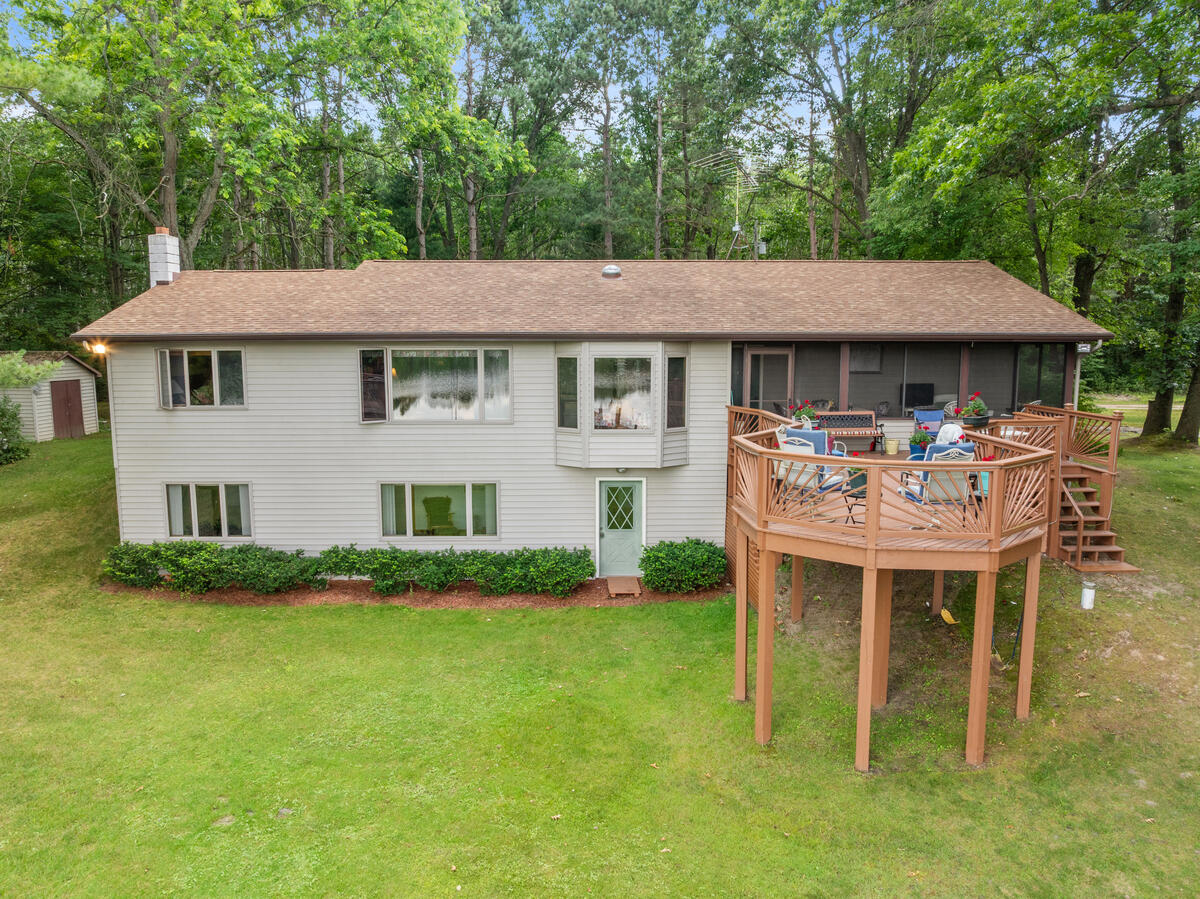 5th image of 730 W Evergreen Rd, Sidney, MI 48885 | MLS# 70544348