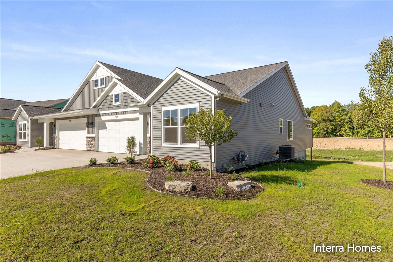 Photo 2 of Condo for sale at 97 SW Fireside Dr #13, Grand Rapids, MI 49534 | MLS# 70544451 | Listing updated on 2026-09-19