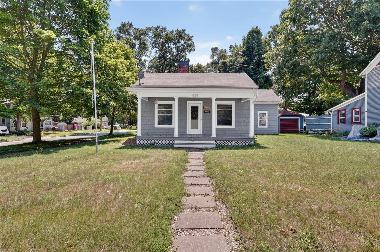 1st image of 438 E Center St, Hastings, MI 49058 | MLS# 70544456