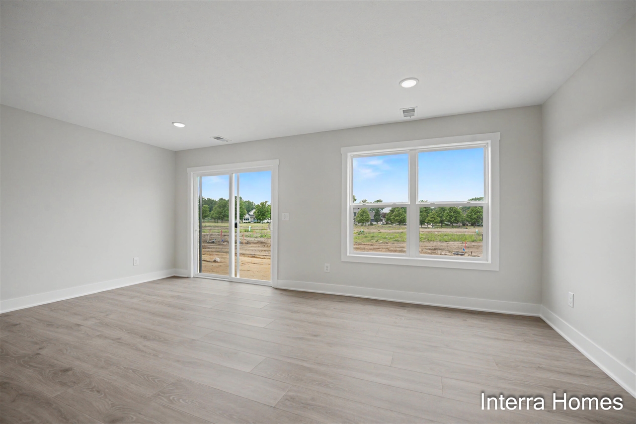 5th image of 916 Indiana Avenue #15, South Haven, MI 49090 | MLS# 70544607