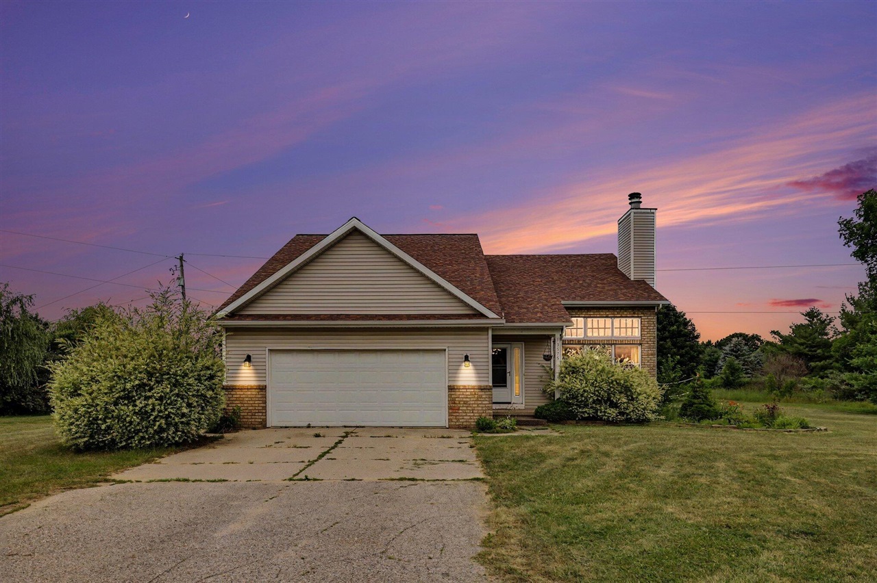 1st image of 13575 Shaner Ave, Cedar Springs, MI 49319 | MLS# 70544642