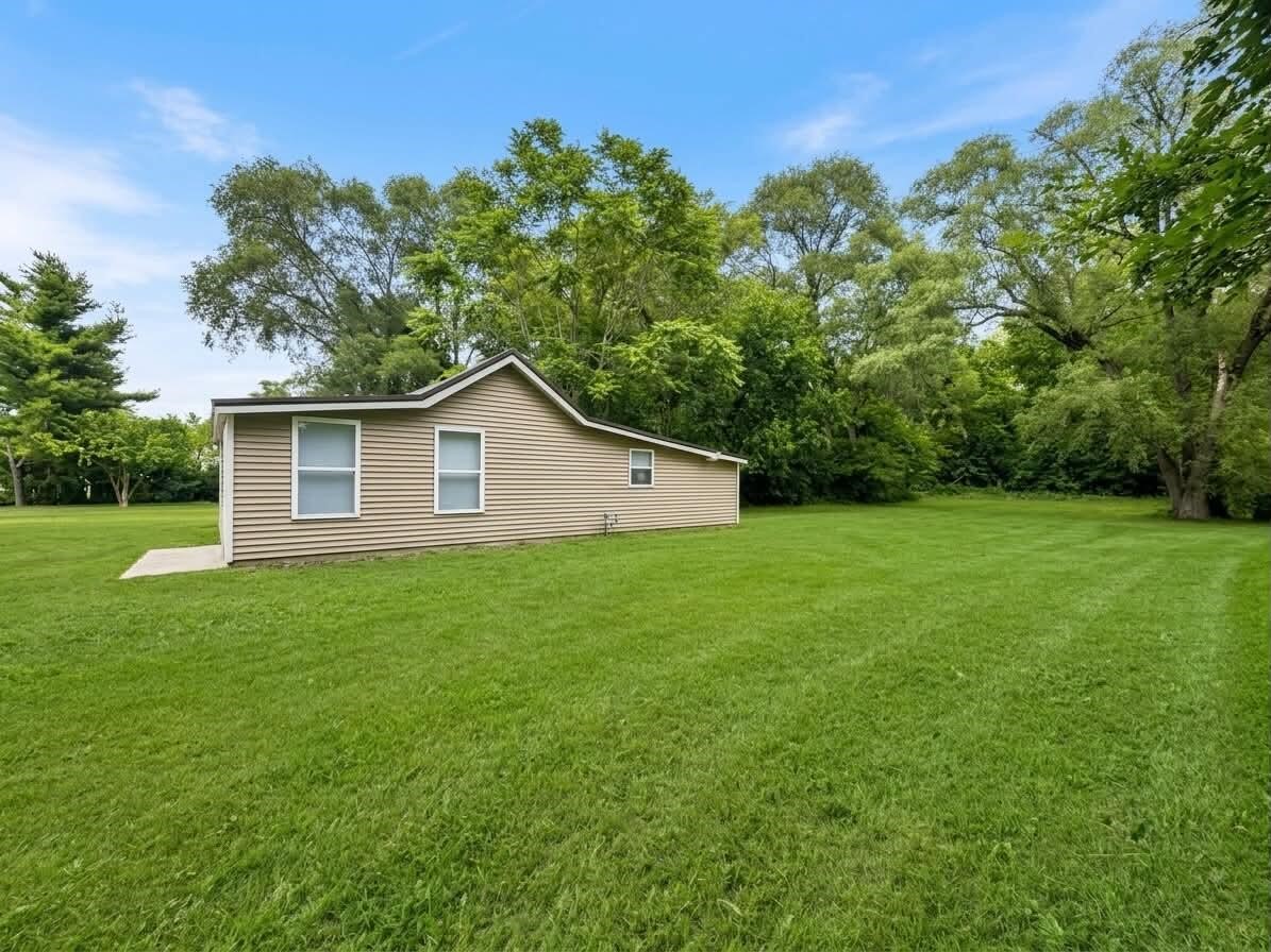 2nd image of 815 Milo St, Benton Harbor, MI 49022 | MLS# 70544693
