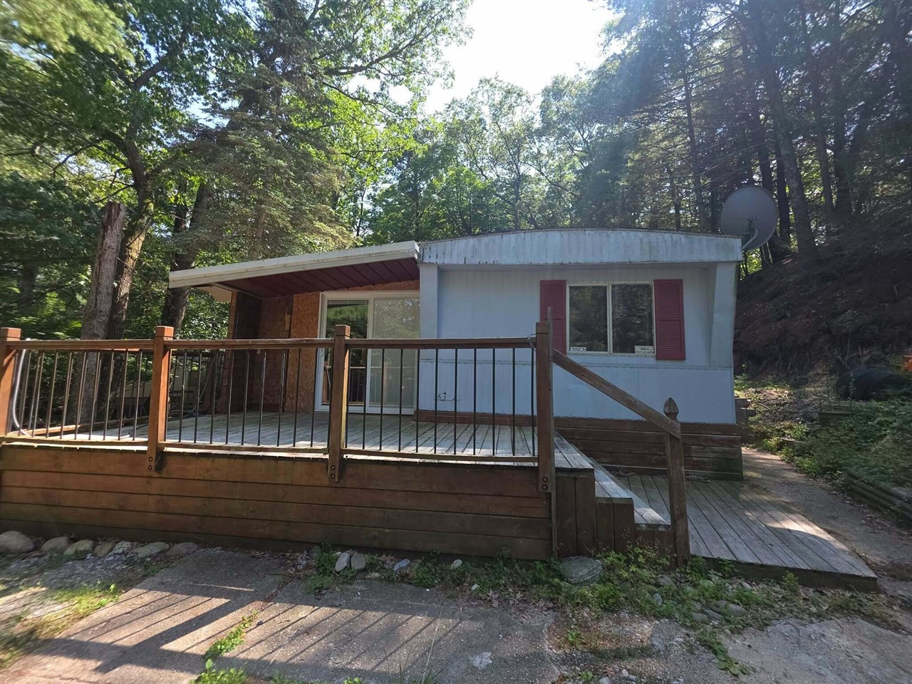 Homes for sale in Pentwater, MI | 6115 S Lakeshore Dr, Pentwater, MI 49449 | MLS# 70544756