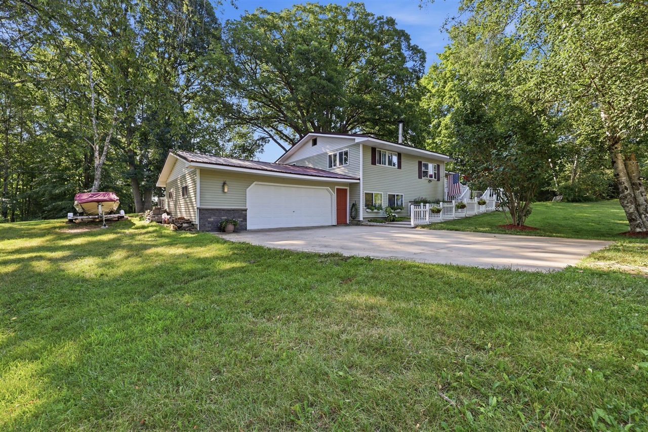 3rd image of 4050 N Johnson Rd, Coral, MI 49322 | MLS# 70544763