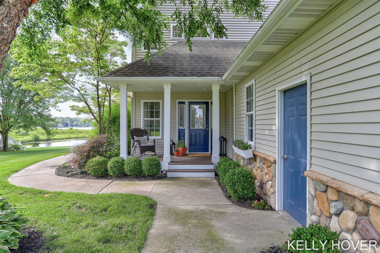 3rd image of 12409 Bay View Dr, Wayland, MI 49348 | MLS# 70544827