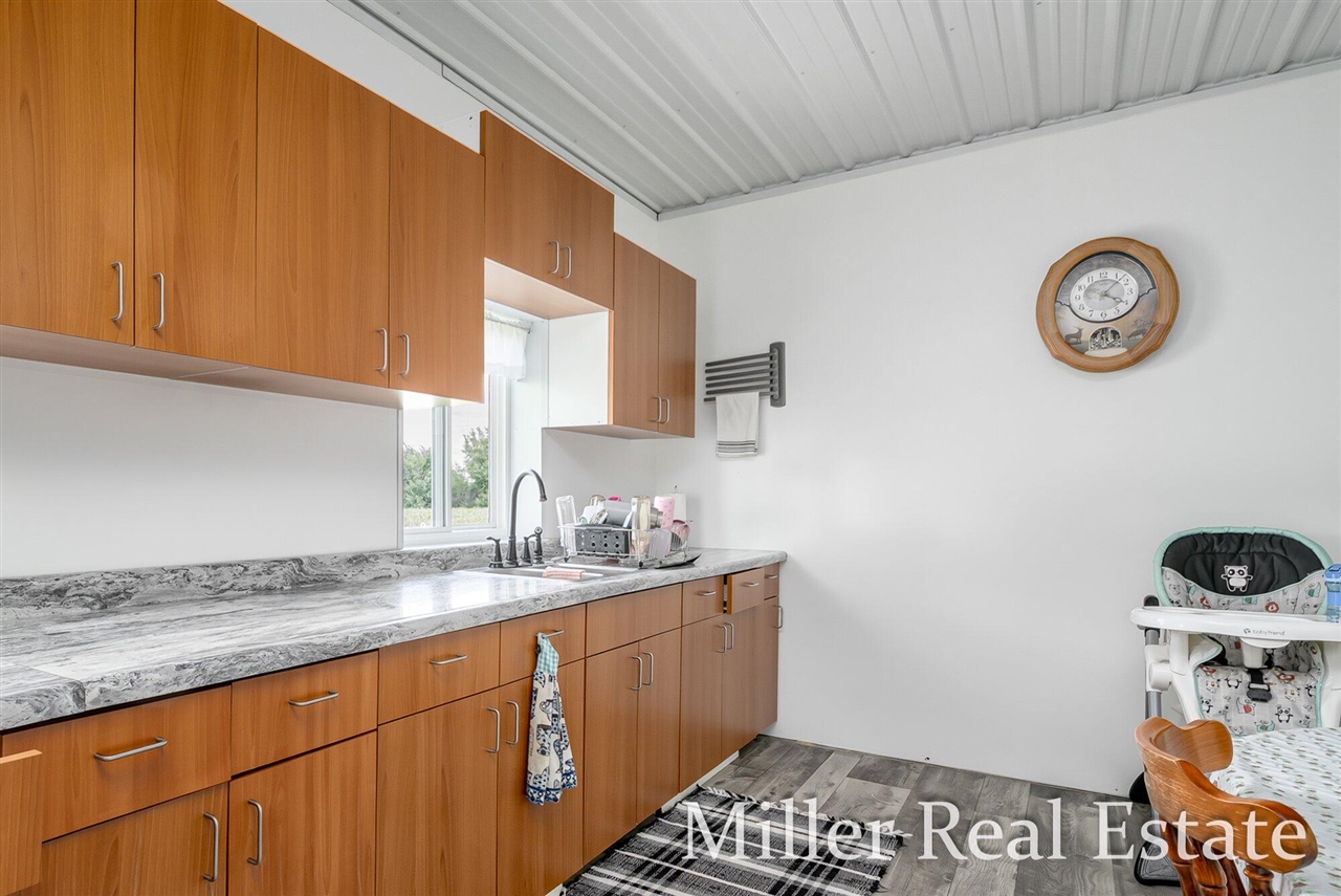 5th image of 9607 S Barryville Rd, Dowling, MI 49050 | MLS# 70544876