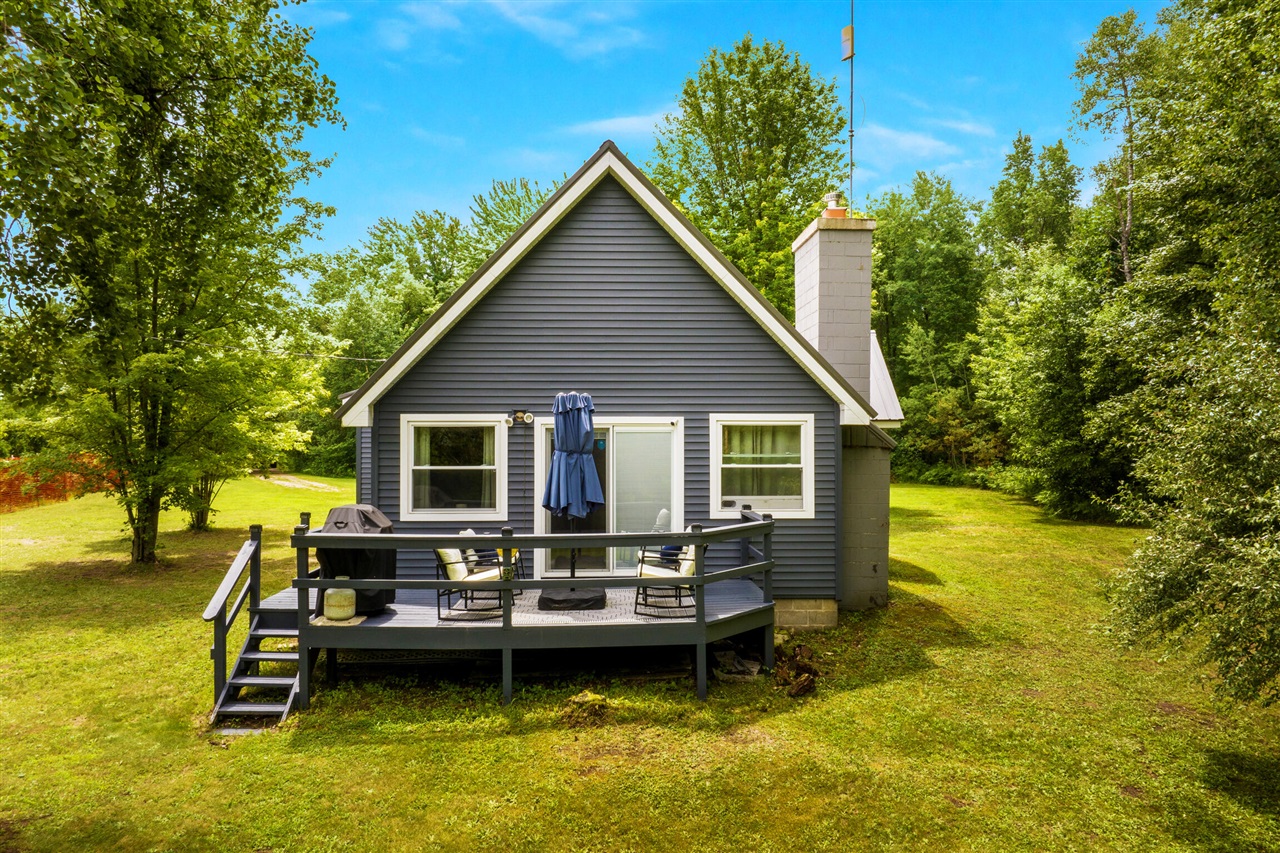 Homes for sale in Thompsonville, MI | 16088 Bentley Rd, Thompsonville, MI 49683 | MLS# 70544885