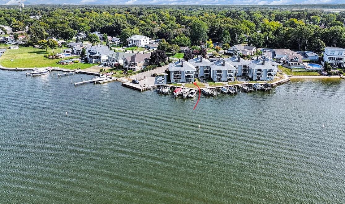 1st image of 400 Lakeview Ct #01A, Spring Lake, MI 49456 | MLS# 70544916