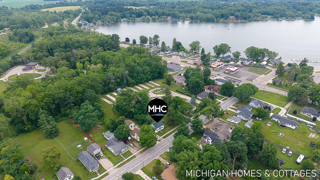2nd image of 752 Jordan Lake Ave, Lake Odessa, MI 48849 | MLS# 70544927