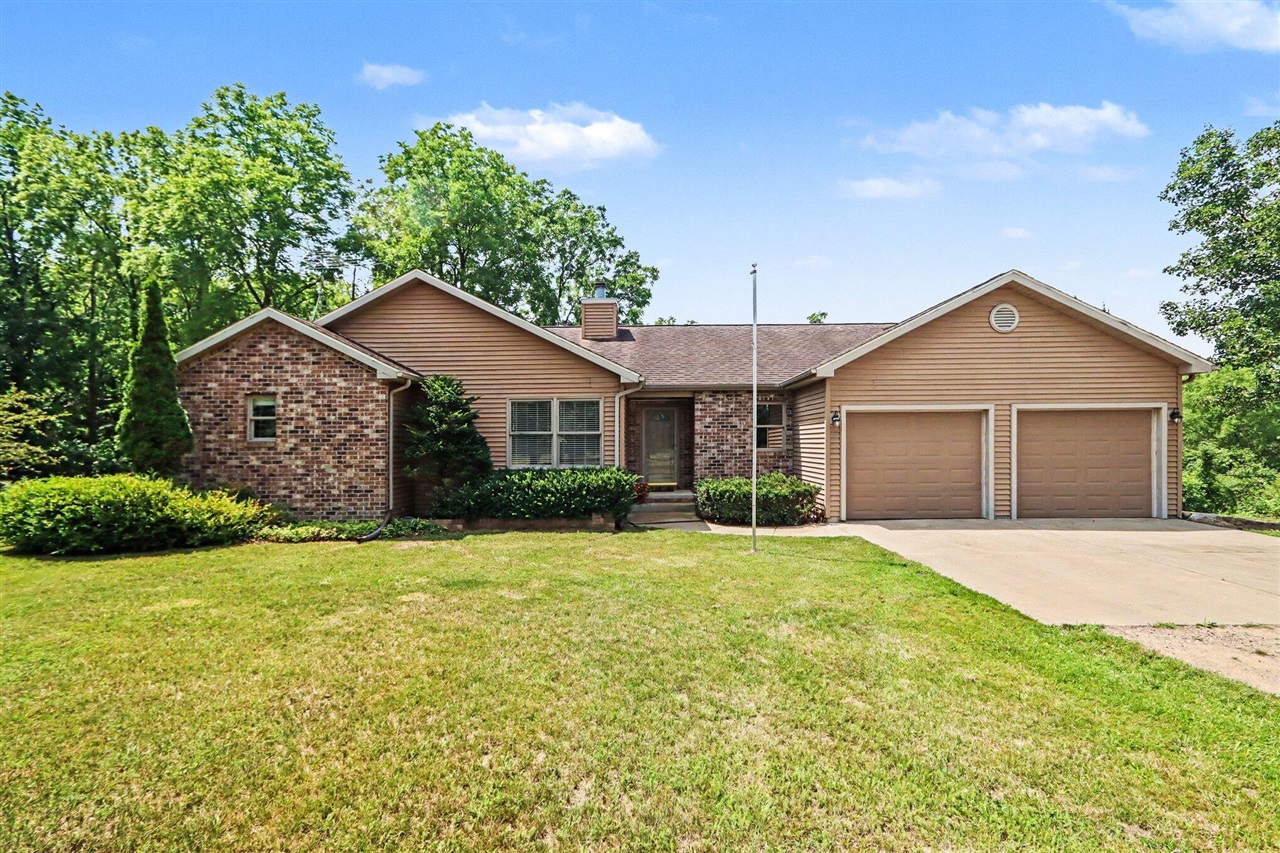 1st image of 40305 14th Ave, Bloomingdale, MI 49026 | MLS# 70544995