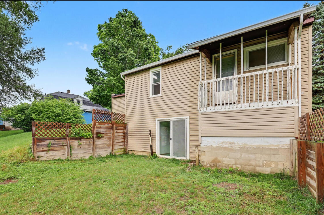 5th image of 307 N Court St, Stanton, MI 48888 | MLS# 70545059