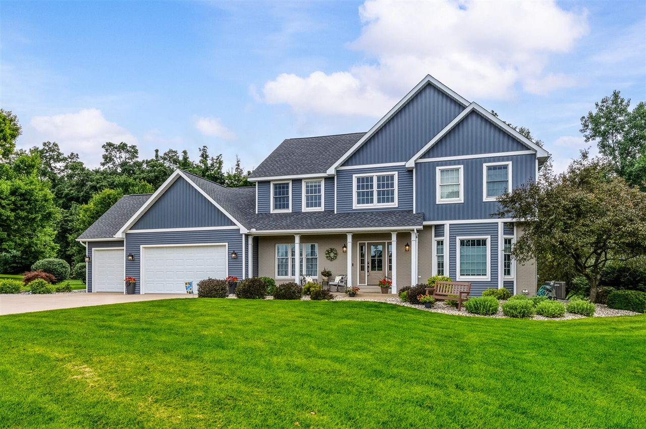 1st image of 22680 Cherry Hill Ct, Mattawan, MI 49071 | MLS# 70545104