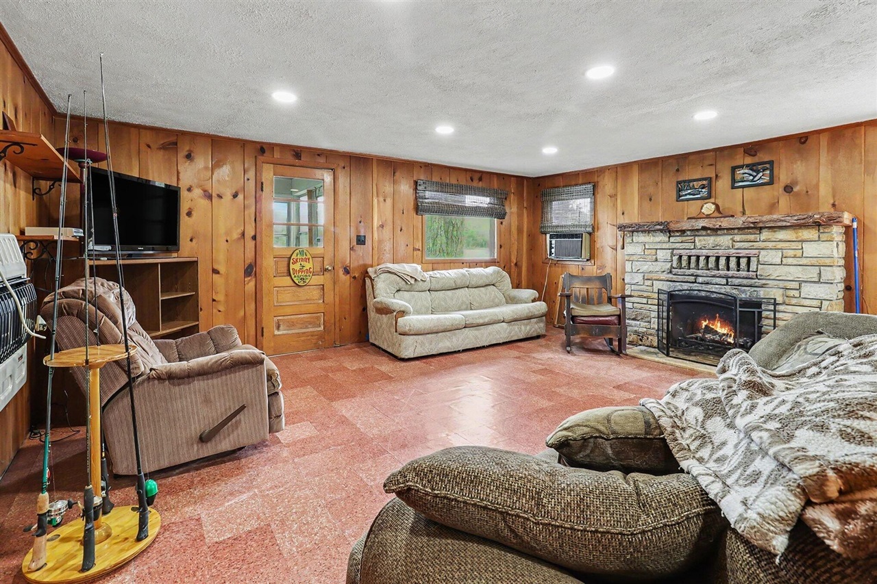 4th image of 13484 W Mcbride Rd, Coral, MI 49322 | MLS# 70545166
