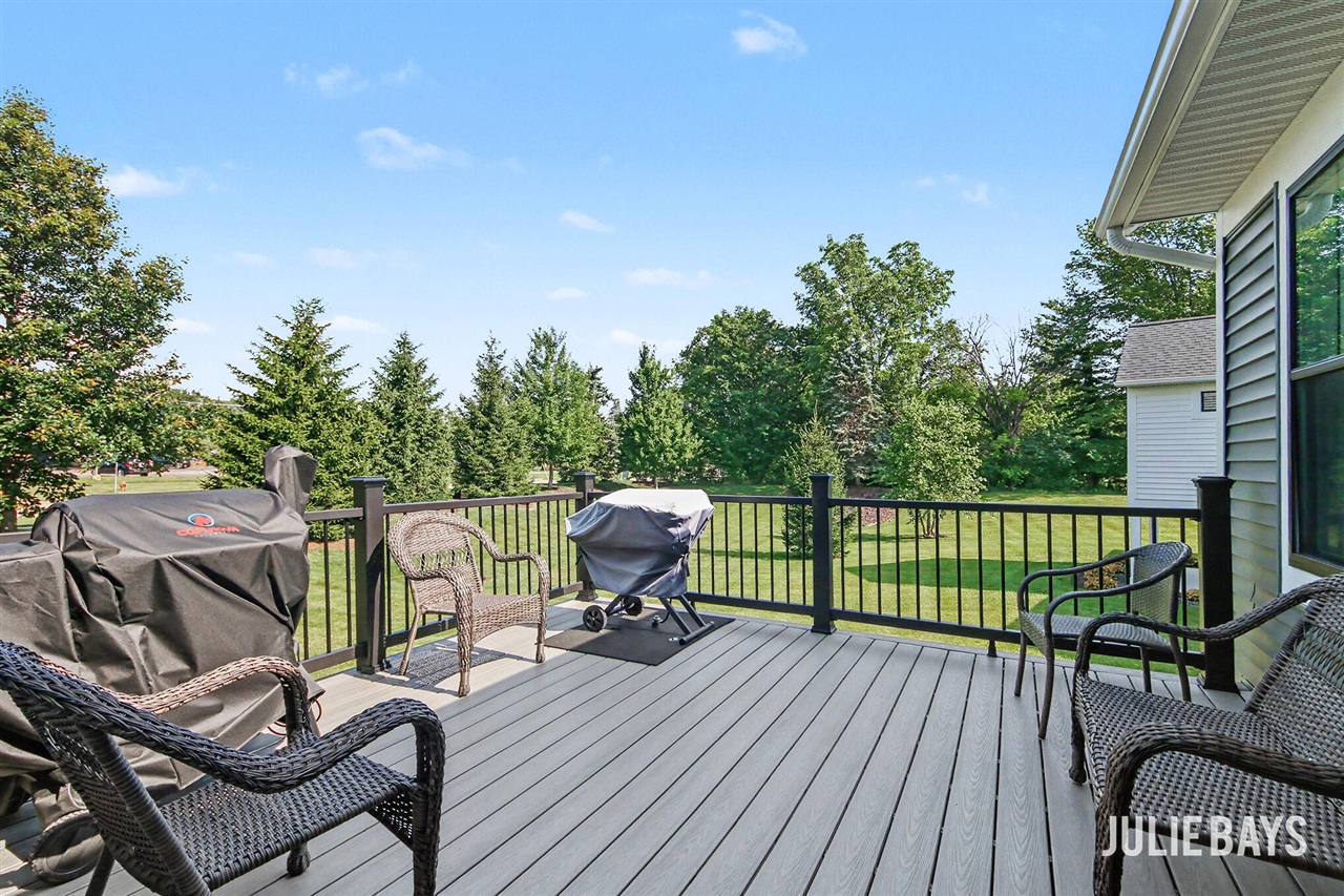 Listing Photo 4 - Condo for sale in building located at 7955 Whistle Creek Ct, Byron Center, MI 49315