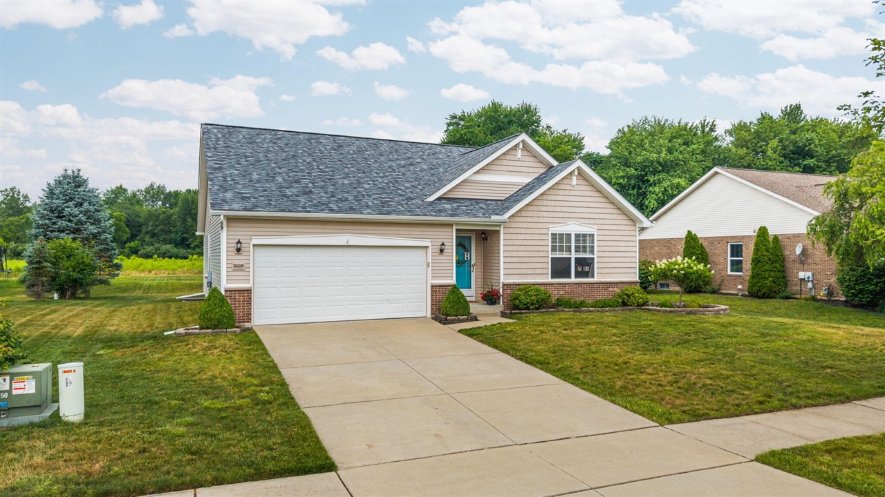 Homes for sale in Flat Rock, MI | 28820 Apple Blossom Dr, Flat Rock, MI 48134 | MLS# 70545219