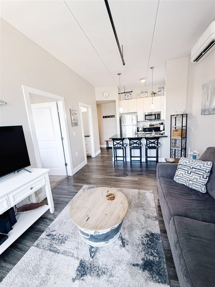 2nd image of 80 Washington St #7, Manistee, MI 49660 | MLS# 70545225