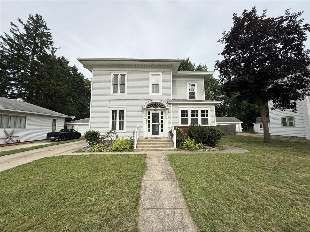 35th image of 106 Hamilton St, Dowagiac, MI 49047 | MLS# 70545227