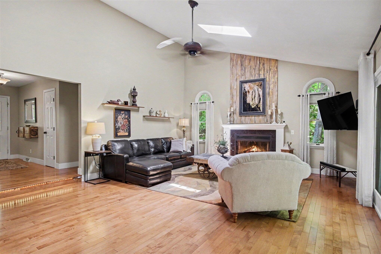3rd image of 11793 W Baker Rd, Greenville, MI 48838 | MLS# 70545269