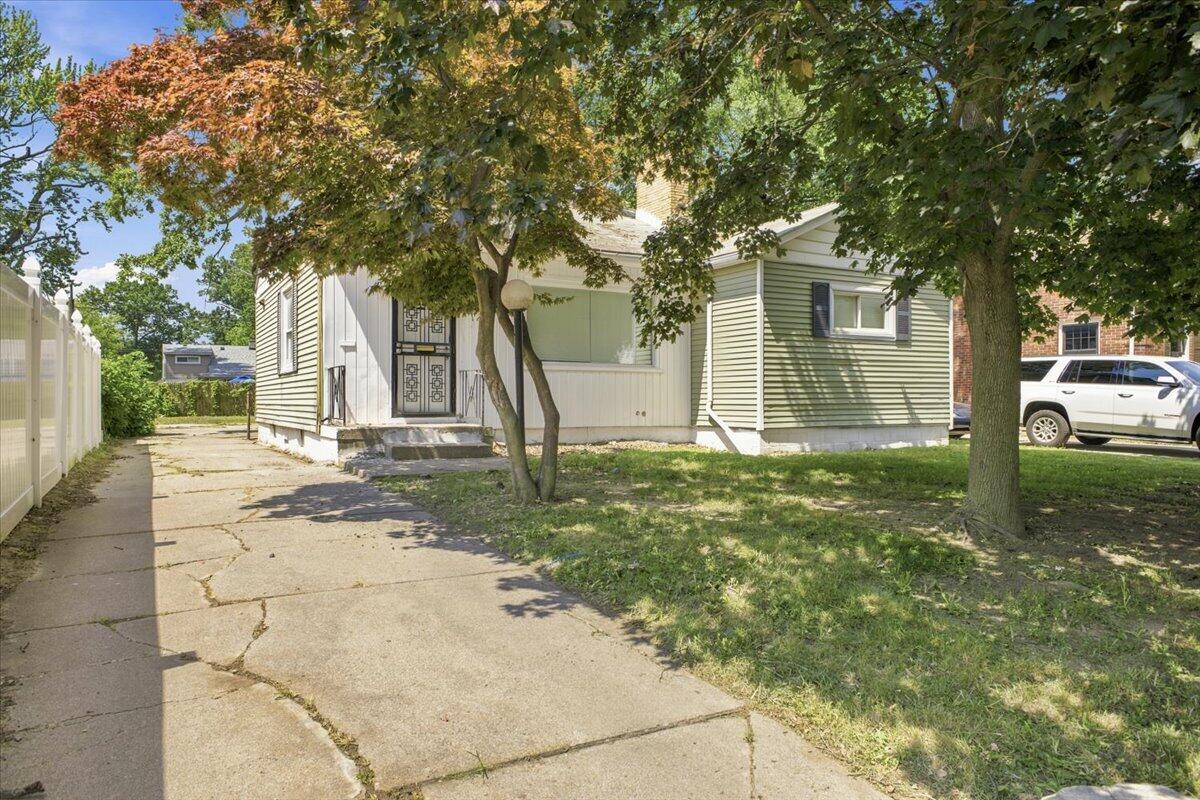 3rd image of 5727 University Pl, Detroit, MI 48224 | MLS# 70545310