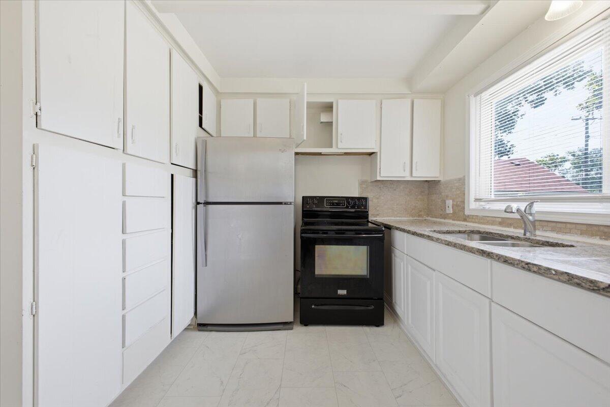 5th image of 5727 University Pl, Detroit, MI 48224 | MLS# 70545310