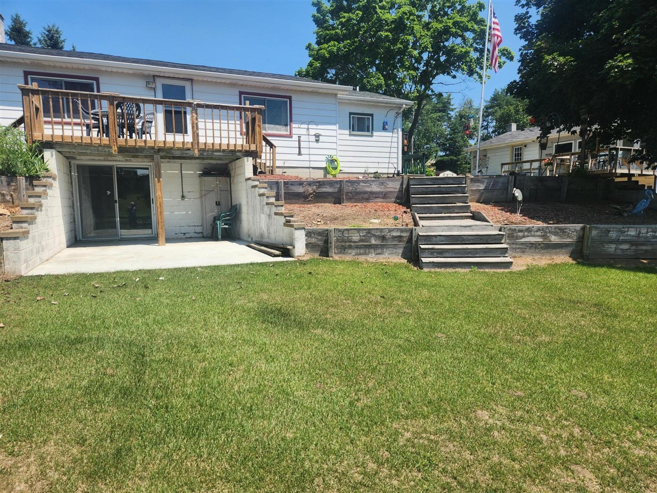 3rd image of 3838 Pine Trl, Sheridan, MI 48884 | MLS# 70545388