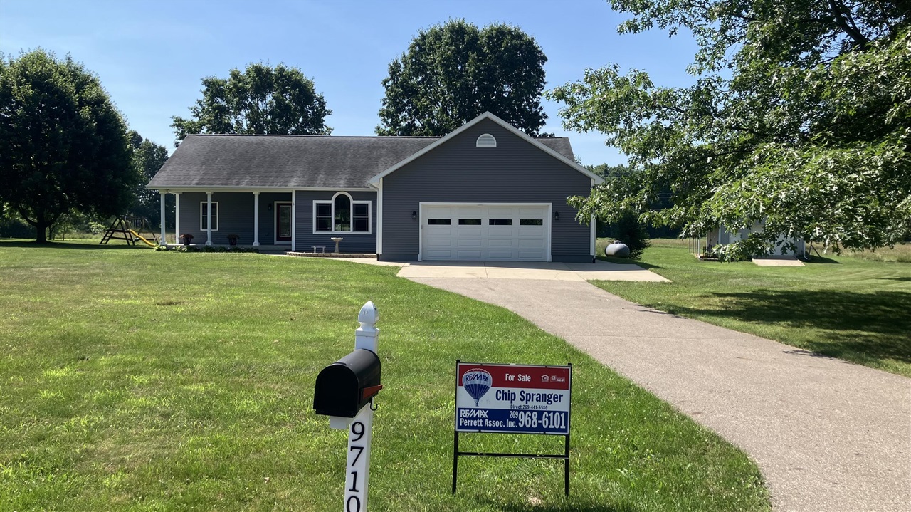 1st image of 9710 Campbell Ln, Bellevue, MI 49021 | MLS# 70545446