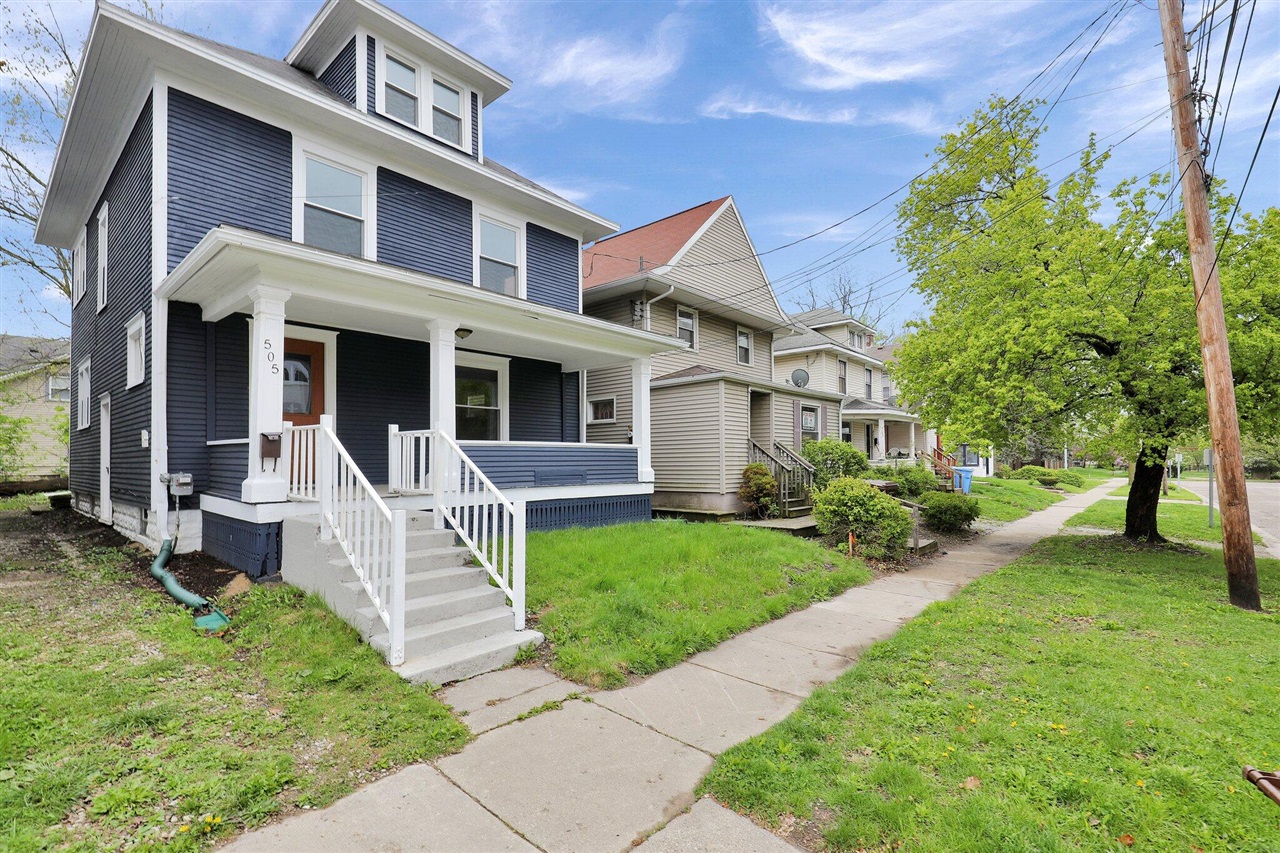 3rd image of 505 W Lenawee St, Lansing, MI 48933 | MLS# 70545467