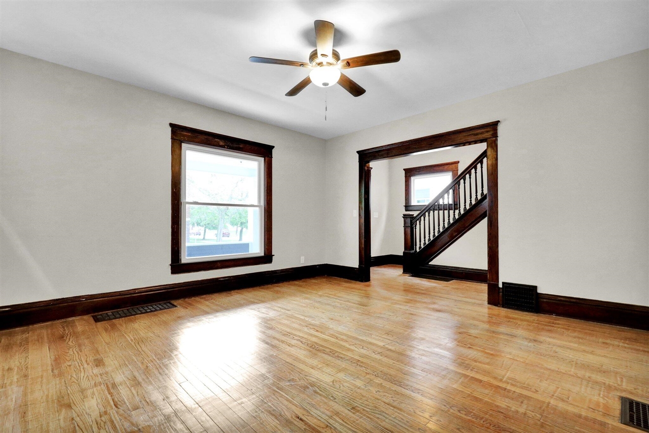 5th image of 505 W Lenawee St, Lansing, MI 48933 | MLS# 70545467